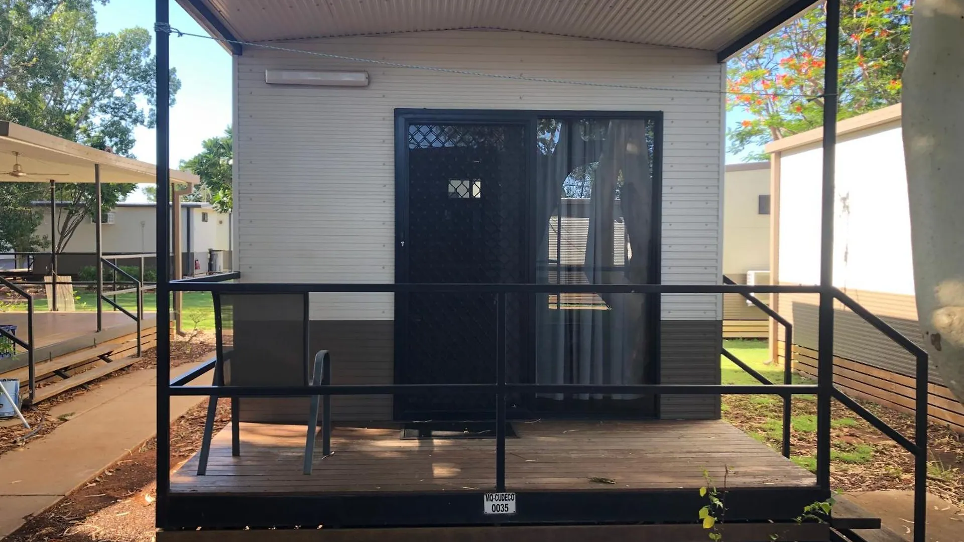 Happy Jacks Cabins And Offices Cloncurry Motel